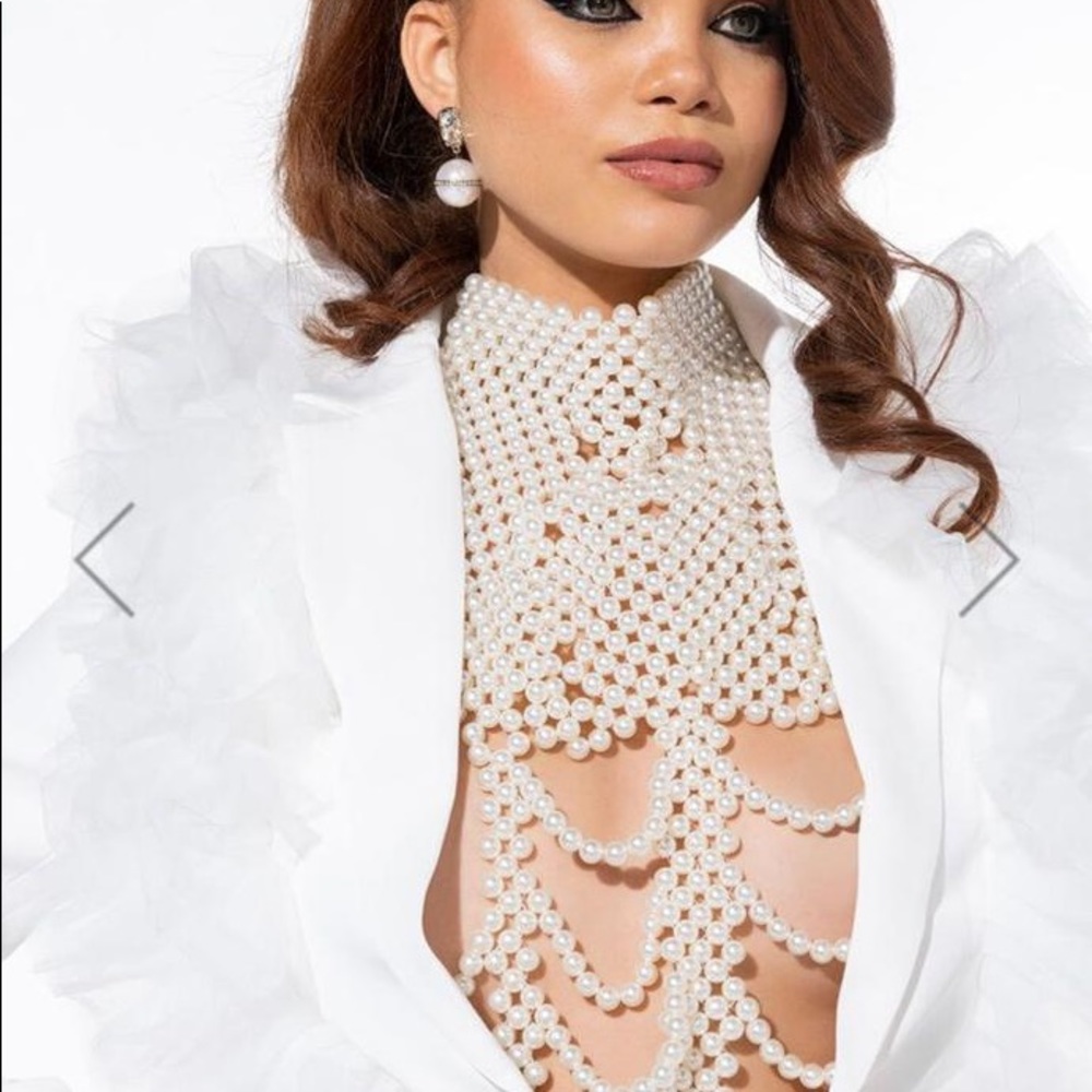 Pearl necklace Akira